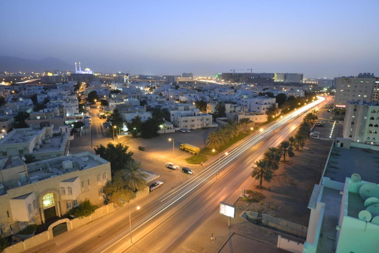 Caesar Hotel Muscat Exteriör bild